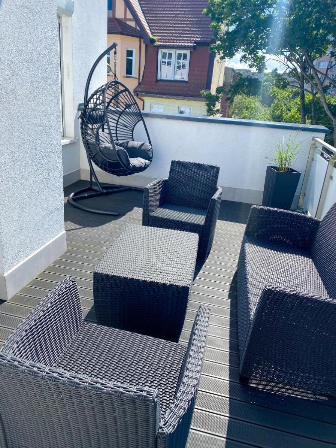 Nowy Apartament Z Duzym Tarasem I Parkingiem Swinoujscie Kültér fotó